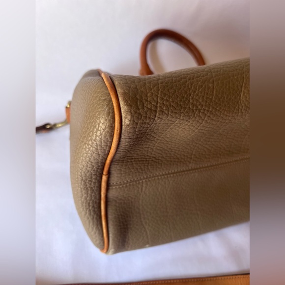 Dooney & Bourke Vintage Classic AWL Leather Shoulder Satchel Bag Taupe - Picture 10 of 10